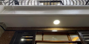 Nhà cực đẹp Võ Chí Công 42m2, 5T,ngõ thông rộng,gần đường oto, 5.3tỷ