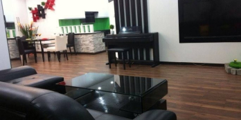 Em cho thuê chung cư 60 Hoàng Quốc Việt, giá 11,5tr ( cơ bản) và 13tr ( full đồ)