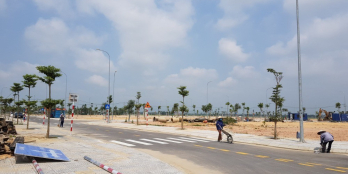 Bán đất nền ngay QL1A Quảng Nam, cách vành đai Đà Nẵng chỉ 5 km.