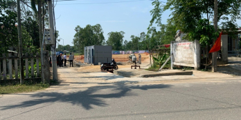 Sát Chợ Lệ Trạch, Không Lụt, Khu Dân Cư Đông Đúc, Giáp Đường Nhựa LIên Thôn