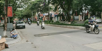 Bán nhà mặt phố Thanh Xuân nhỉnh 6 ty 0969040000