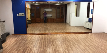 CHO THUÊ NHÀ ĐƯỜNG D2 Q.BTHẠNH HẺM XE HƠI 12M GIÁ THUÊ 74 TRIỆU/THÁNG