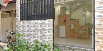 GIÁ : 11.000.000 / Tháng – 106m2 (5 Phòng ngủ - 4 Toilet)