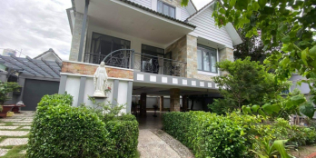 Chính chủ cần tiền bán gấp căn biệt thự sân vườn 326m2 cuối đường Hà Huy Giáp