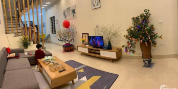 Nhà phân lô Hoàng Quốc Việt 46m2, 5T, ngõ oto, KD-VP đỉnh, 6.8tỷ