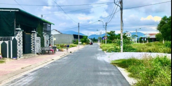 Bán đất Tái Định Cư Đầm Thủy Triều - Bãi Dài, đường N3 - 3 giá rẻ.LH: 0909277255