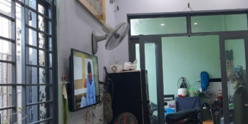 Trả nợ Covid, bán nhà trung tâm, tặng kèm dãy phòng trọ khu công nghiệp