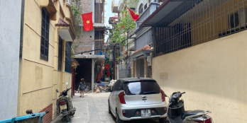 Bán nhà Phạm Văn Đồng, Bắc Từ Liêm, ô tô đỗ cửa, kinh doanh, 48m2 giá 5.5 tỷ