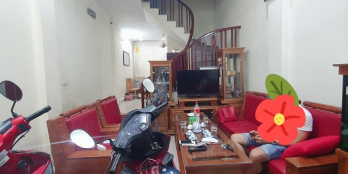 Nhà Trung Kính 48m2, 5T, cực gần oto, nhà mới nội thất đẹp, 4.9tỷ