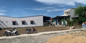 Bán lô góc Diên Điền giá 470 triệu, đất full thổ cư, thích hợp đầu tư an cư