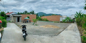 Lô góc ngay chợ Diên Điền thôn Trung