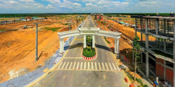 Đất chính chủ kẹt Tiền bán nhanh lô đất đối diện trường học mặt ĐT 769 ,SHR 100%