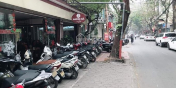 Cho thuê mặt phố Tô Hiệu, Cầu Giấy: 40m: ô tô, KD, vỉa hè: Giá: 10 triệu.