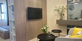 Căn hộ Legacy Central, nội thất cao cấp, có ban công view hồ bơi,trung tâm TM