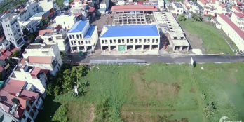 Kiot chợ, có lời ngay khi mua.