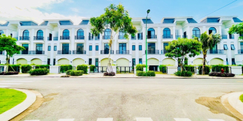 Nhà phố ven sông 1 trệt 2 lầu 100m2 thiết kế theo phong cách Châu Âu