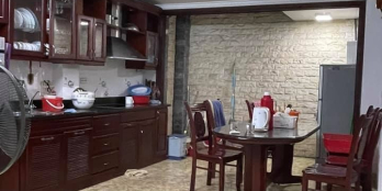 Ở Chung cư! Bán gấp Nhà vip Phố Hoa Bằng DT 60m2 MT 4M – Ô tô đỗ cửa – L/h 0965