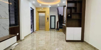 Siêu hiếm, nhà Phùng Chí Kiên 70m2, 5T thang máy, gara 7 chỗ, 10.2tỷ