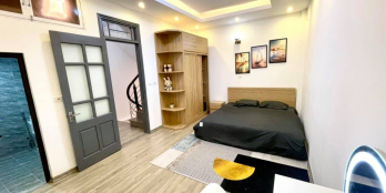 Bán gấp nhà 5 tầng Khương Trung - MT 5.5m - 10m ra ô tô