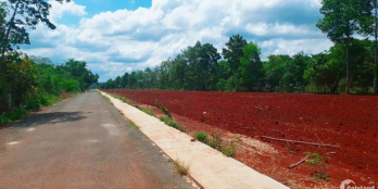 chính chủ cần bán đất 2 mặt tiền đường trần phú ngay hồ nhà bè