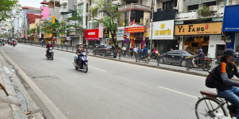 Nhà mặt phố Tôn Đức Thắng, vỉa hè rộng, kinh doanh hàng cao cấp: Giá: 23 tỷ.