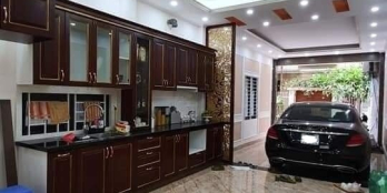 Bán nhà 6 tầng đường Lạc Long Quân, Thang máy, Ô tô, Kinh doanh