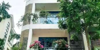 Hot! Bán nhà riêng phân lô Đống Đa DT 65m2 x 7 tầng MT 4m kinh doanh homestay