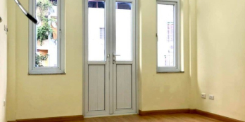 Bán nhà mặt ngõ đường Láng 48m2 4 tầng giá cực tốt 5.2 tỷ Lh 0386380199