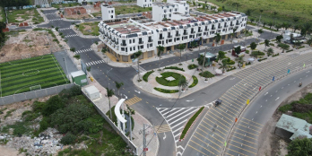 Chỉ hơn 2 tỷ SỞ HỮU căn góc đối diện trung tâm thương mại Phú Chánh, Vsip2.