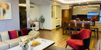 Cần bán nhanh căn góc 134m2, 3 ngủ tòa Diamond Goldmark City. Sổ chính chủ