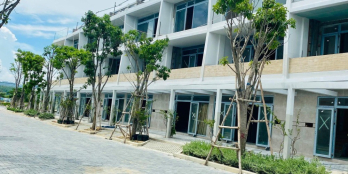 Nhà phố biển 2 mặt tiền, 1 trệt 2 lầu ngay thủ phủ Nam Phan Thiết