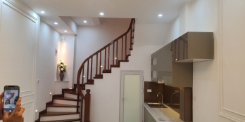 Bán nhà Yên Hòa CG 43m2 5 tầng Lô Góc giá 5.7 tỷ Lh 0386380199