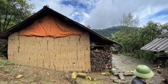 Đất nền du lịch.Gần sân Golf,Phan Cán Sử-Y TÝ(SAPA2)-PHÁP LÝ RÕ RÀNG,CÓ THỔ CƯ