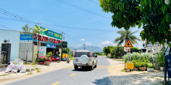 Bán lô đất vườn giá siêu rẻ,2 mặt tiền có thổ cư,Cam Thành Bắc Cam Lâm Khánh Hòa