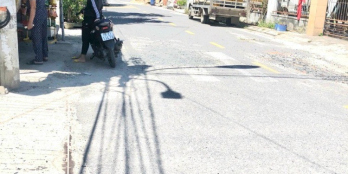 BÁN ĐẤT TẶNG NHÀ GIÁ RẺ CÓ THỔ CƯ 2 MT TRUNG TÂM THỊ TRẤN CAM ĐỨC CAM  LÂM K.HÒA