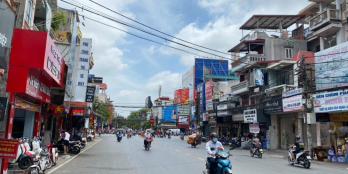 Bán nhà mặt đường Lạch Tray giá chỉ 9 tỉ, 64m2