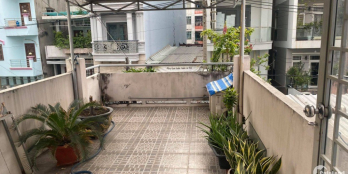 Quận 10 – Bán nhà mặt tiền lô góc đường Hương Giang DT 66m2