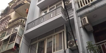 Bán nhà mặt ngõ Cầu Giấy, Hà Nội, DT 65m2 x 5 tầng, MT 5m, Kinh doanh tốt, ô tô