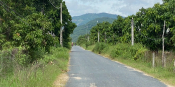 Bán lô đất ở Cam Đức Cam Lâm,mặt tiền đường nhựa gần đường Đại Hàn, có vườn xoài