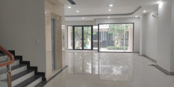 Cho thuê nhà 7x20m gồm 1 hầm +3 lầu -KDT Vạn  Phúc