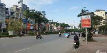 Bán nhà mặt phố Liễu Giai 250m2 mặt tiền 7m vài bước ra Hồ Tây .