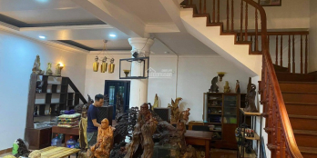 Chính chủ cần bán nhà Ngọc Thụy.