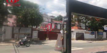 HVL Nhà  2L Diện tích 200m hoàn công 3 tầng có 2 mặt tiền 25/11/2021