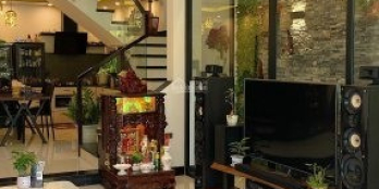 Nhà 3 tầng gần Võ Nguyên Giáp, để lại full nội thất