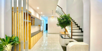 Nhà riêng phố Giảng Võ 70m2 mt 4.5m chắc chắn ôtô dừng đỗ hiếm nhà bán nhỉnh 17