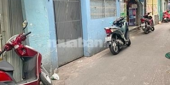 Nhà mặt tiền đường Đoàn Văn Bơ Phường 18 Quận 4