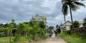 BÁN ĐẤT CAM HIỆP NAM, ĐƯỜNG HIỆN TRẠNG RỘNG 8M, CAM LÂM,KHÁNH HÒA.LH: 0769559776