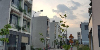 Bán Gấp Lô Đất Gần Ngay UBND Xã Tiến Hưng, SRH Chỉ 300Tr Sở Hữu