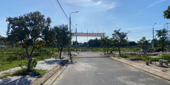 Bán rẻ lô đất gần chung cư The Ori Garden, đường Thạch Sơn 4, Liên Chiểu