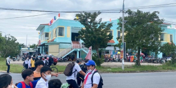 Cần tiền bán lô đất  chợ giá rẻ kinh doanh sầm uất